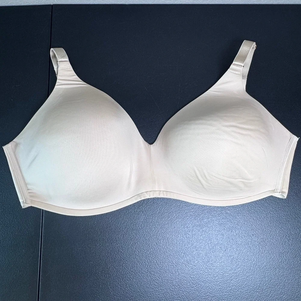 Soma Vanishing 360 Wireless Bra 40DDD Nude Pale Sand Seamless 570306114